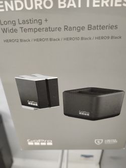 GOPRO Dual Charger +  2 Enduro Batteries