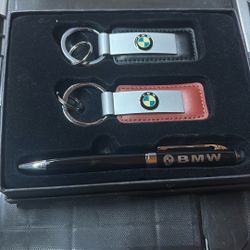 BMW Keychain Set Leather W Pen 