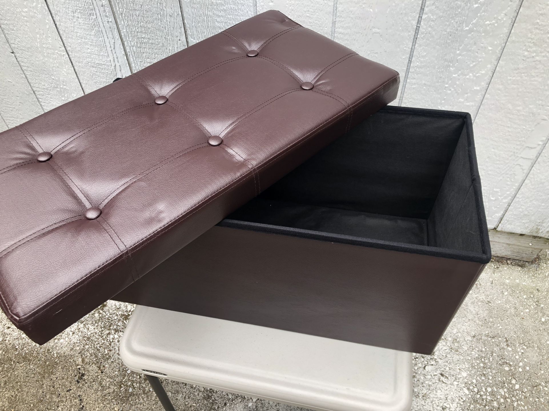Storage Seat/ottoman