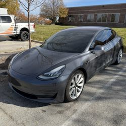 2018 Tesla Model 3 Dual Motor AWD Long Range