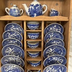 Mid-Century Mini Blue Willow Style Tea Set – Complete in Display Case