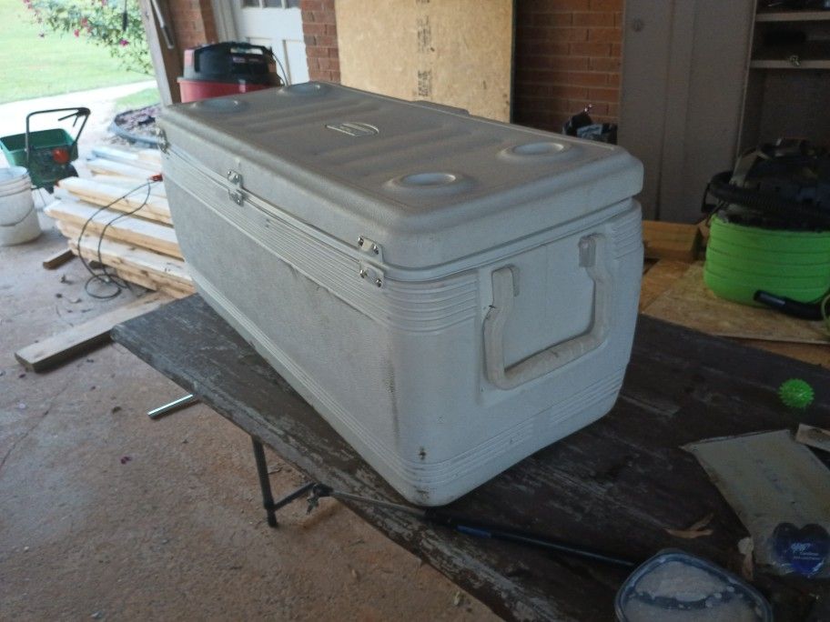 Coleman Cooler 