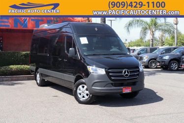 2023 Mercedes-Benz Sprinter 2500
