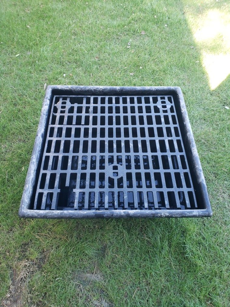 Heavy Duty Fountain Basin 24 Inch For Sale. 