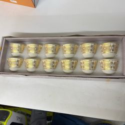 12 Piece Cups Set 