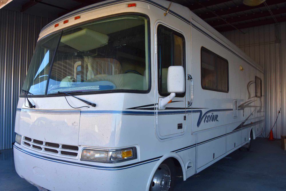 2004 Rexhall Vision M29