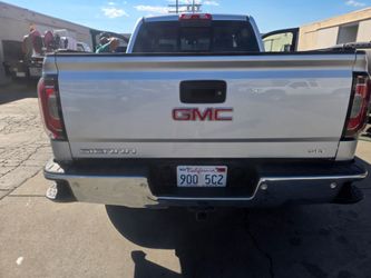 2017 GMC Sierra