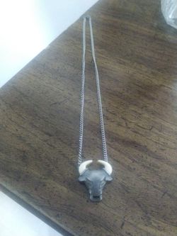 avon bullhead pendant 