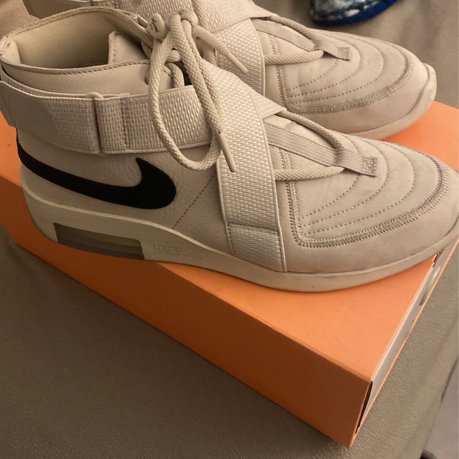 Nike Air Fear of God Raid Light Bone Size 11