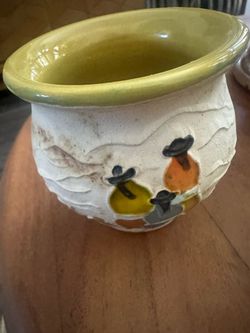 Vintage mexican folks art ceramic