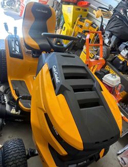 XT1 Enduro LT 46 in. 22 HP V- Twin Kohler 7000 Series Engine Hydrostatic Drive Gas Riding Lawn Tracto