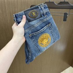 Versace Menโs Jeans 2026 New
