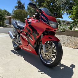 1998 Honda CBR600f3