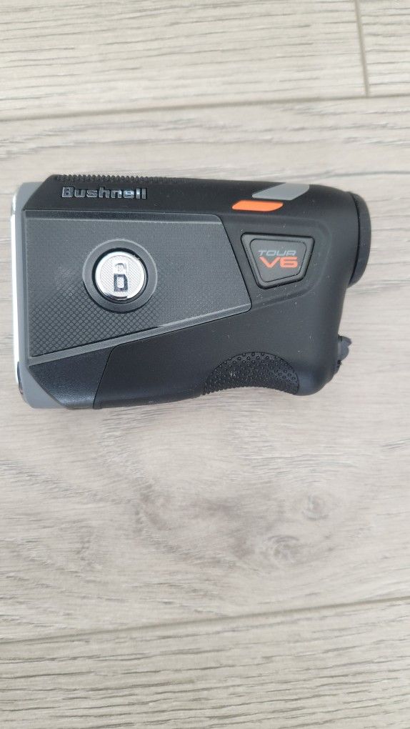 Bushnell V6 ( No Slope) in Great working condition