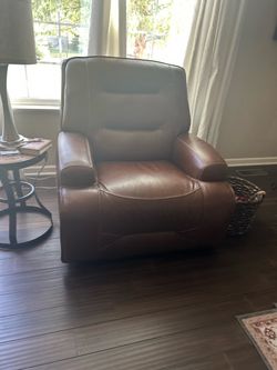 Leather electric recliner