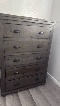 5-Drawer Wood Chest Dresser Gray Finish