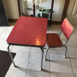 Vintage/Antique 50’s - 60’s Childs Table And One Chair