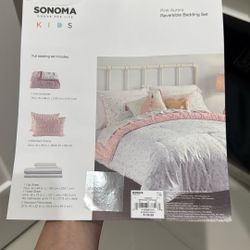 Girls Reversible Bedding Set
