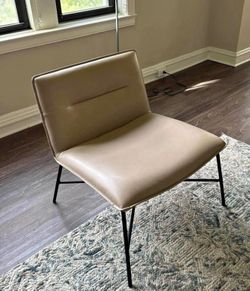 Set of 2 Taupe Leather Accent Chairs