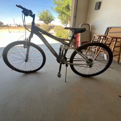 Mongoose 6061 Aluminum Mountain Bike