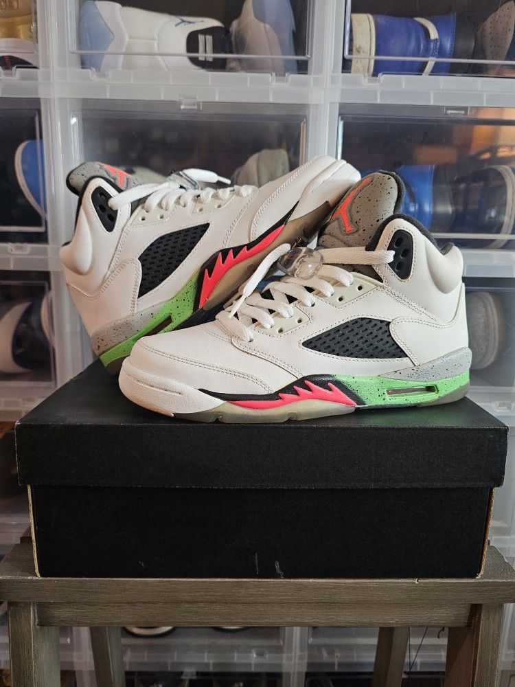 Air Jordan 5 Retro Size 6Y Poison Green / Pro Stars display picture 1