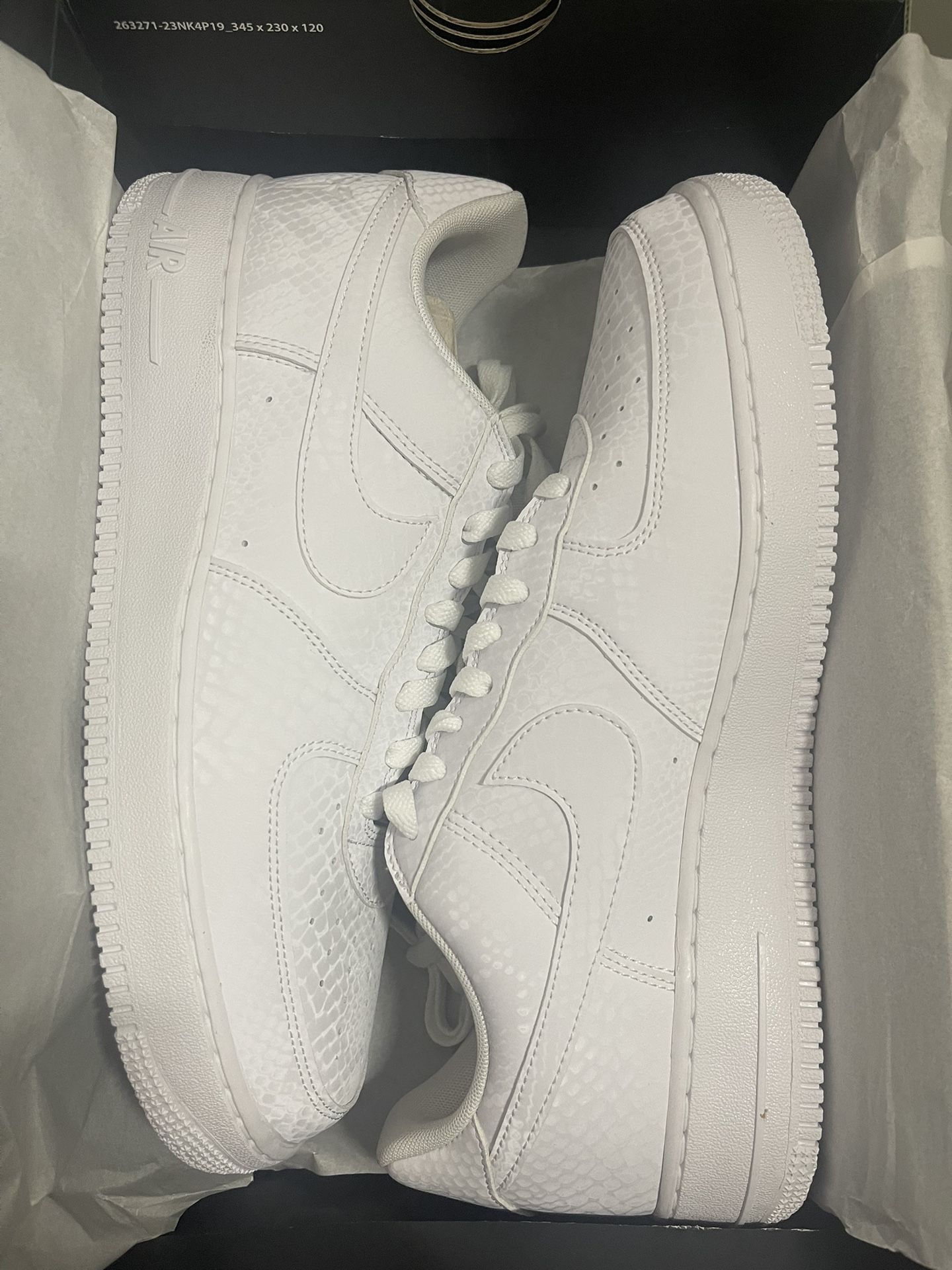 Size 12 Brand new kobe air forces