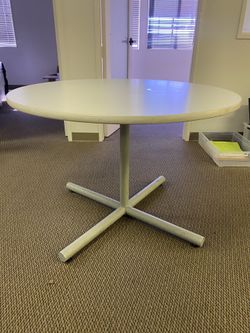 PEDESTAL TABLES, ROUND TOP, CROSS BASE