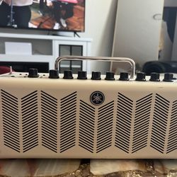 Yamaha THR5A Amp With Guitar Cord