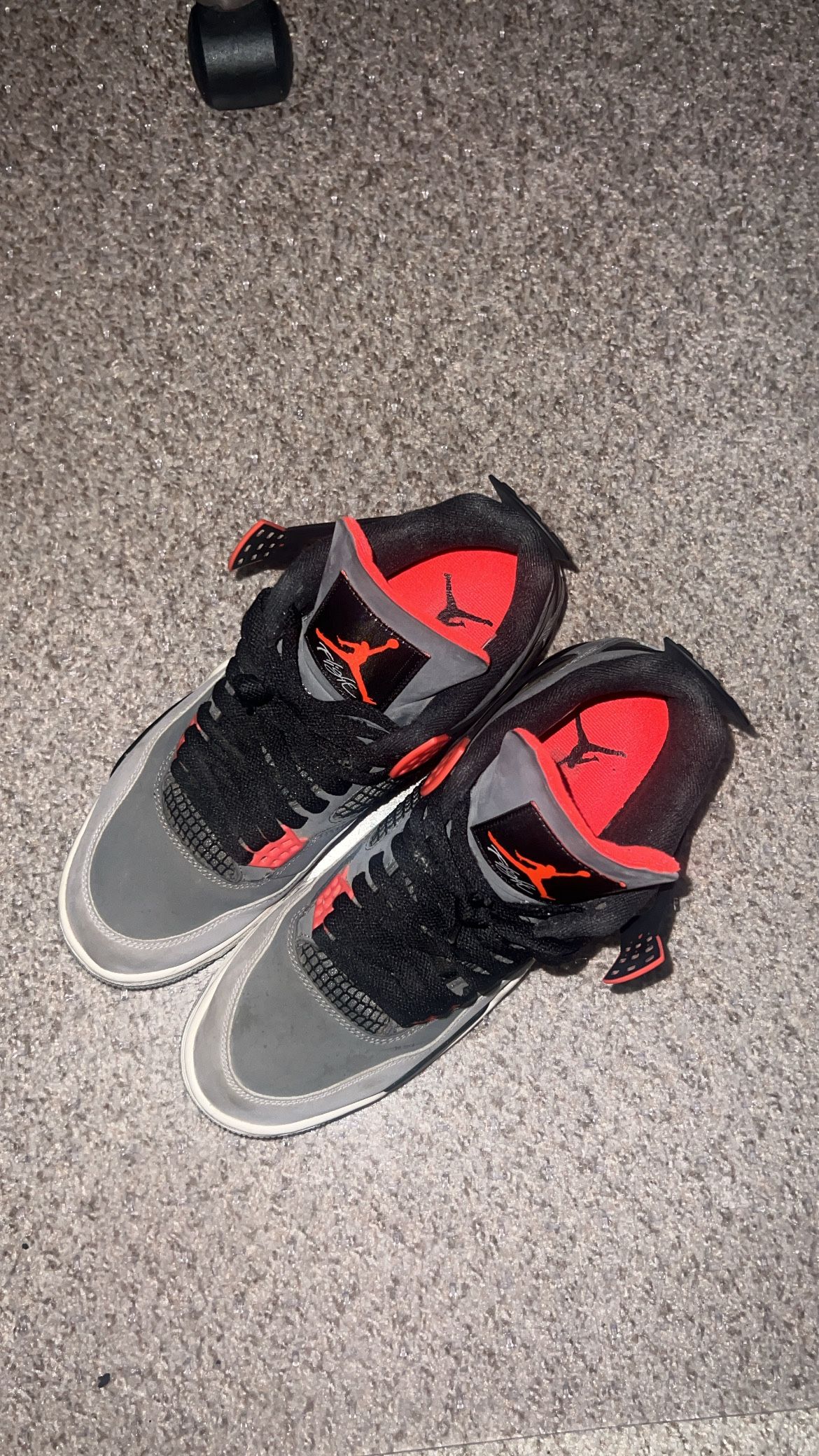 Jordan 4