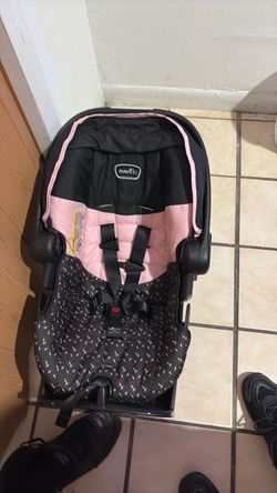 Baby care seat