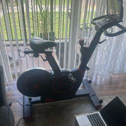 Echelon exercise bike