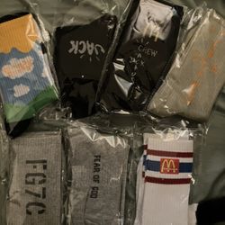 HYPECOLLECTION SOCKS!