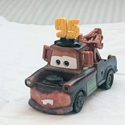 Disney Pixar Cars Movie Toy Car - Florida 500 Tow Mater With #95 Sign