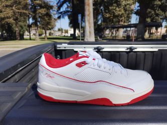 Women's Jordan flight court