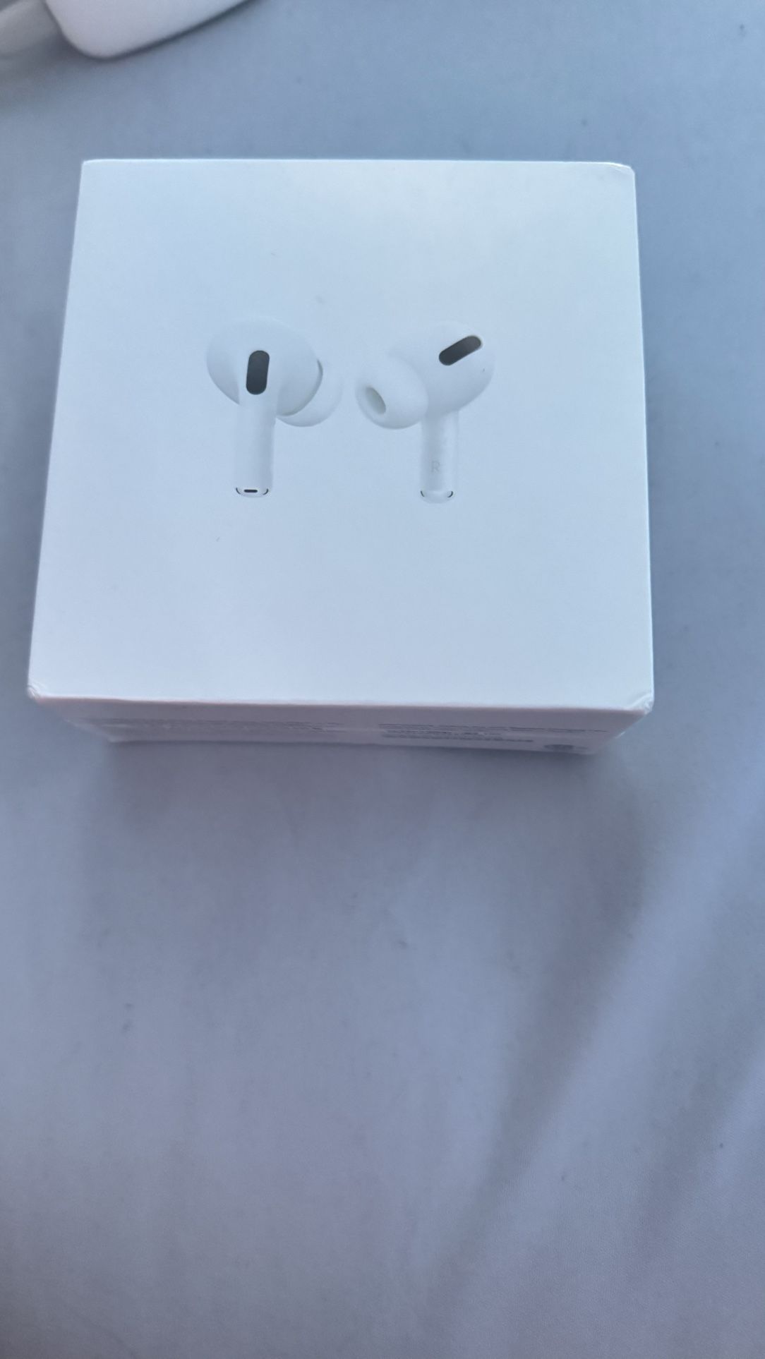 Airpod Pros 2 With Wireless Charging