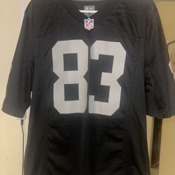Raiders Darren Waller jersey #83 Size Small