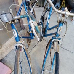 VINTAGE SCHWINN BIKES