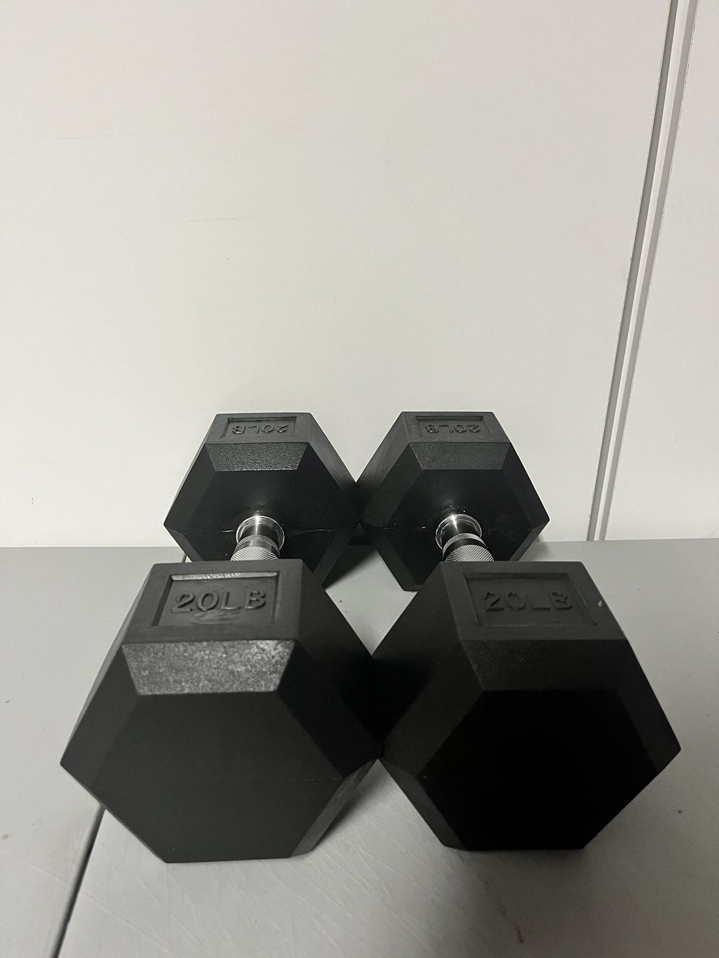 Pair 20 Lbs Dumbbells Brand New