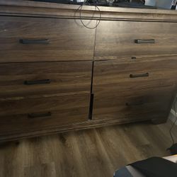 Bedroom set 