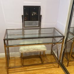 Vanity Table With Mirror And Chair 