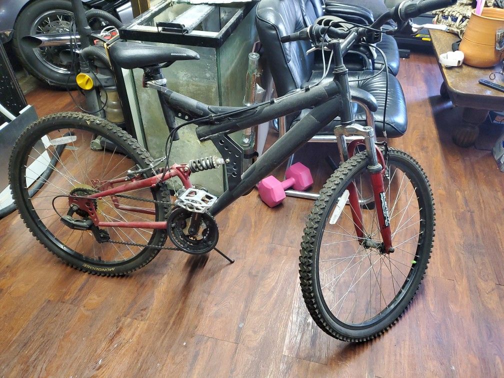 Mongoose Shimano 21 Speed FSP