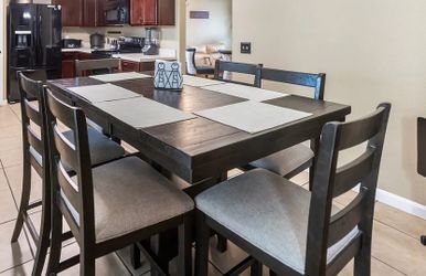 Dinning Table