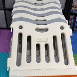 Baby are Playpen *almost new*