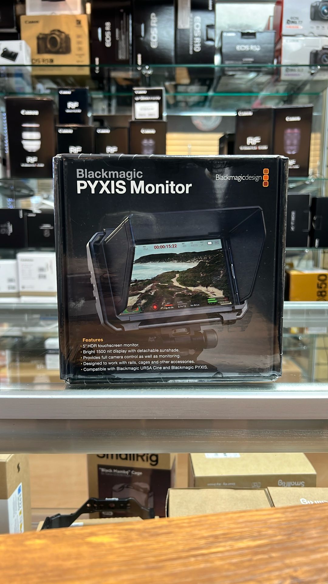 Blackmagic Pyxis Monitor