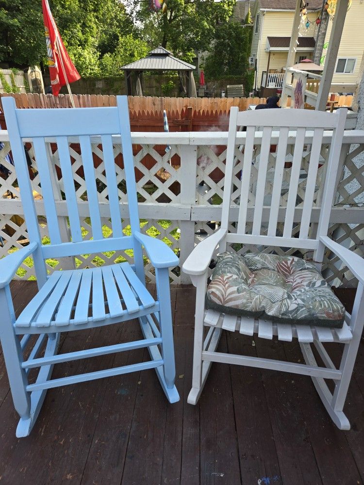 Rocking Chairs 