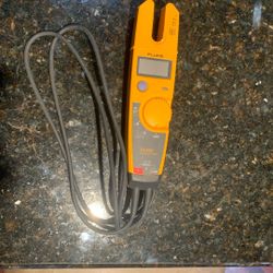 Fluke T5-600 Electrical Tester