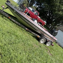 Bass Boat 