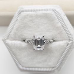 Engraved ring