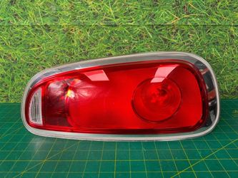 2016-2019 Mini Cooper Clubman RIGHT Tail Light Taillight Lamp 0(contact info removed) OEM