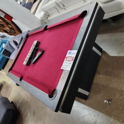 POOL TABLE BRAND NEW https://offerup.com/redirect/?o=SU4uQk9Y